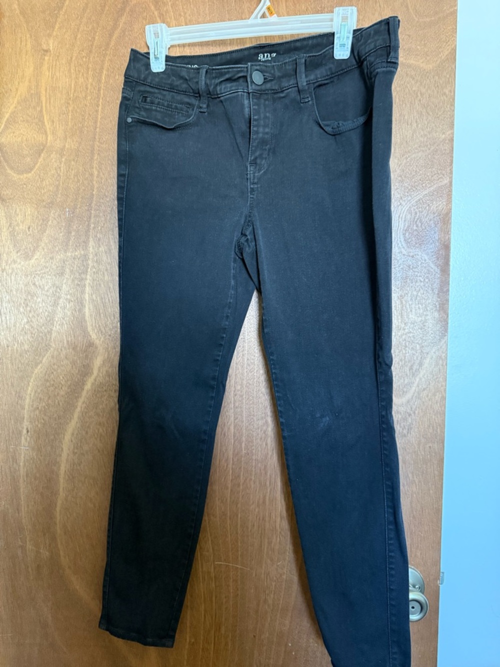 Black skinny jeans